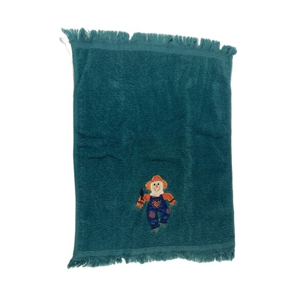 VTG (?) Embroidered Hand Towels/Wash Cloths 3 Lot Scarecrows (2) & Fall Wreath - Picture 6 of 15